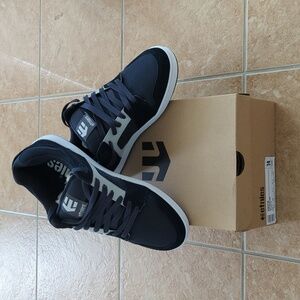 New! etnies Kingpin Size 14 Navy Blue Skater Shoes